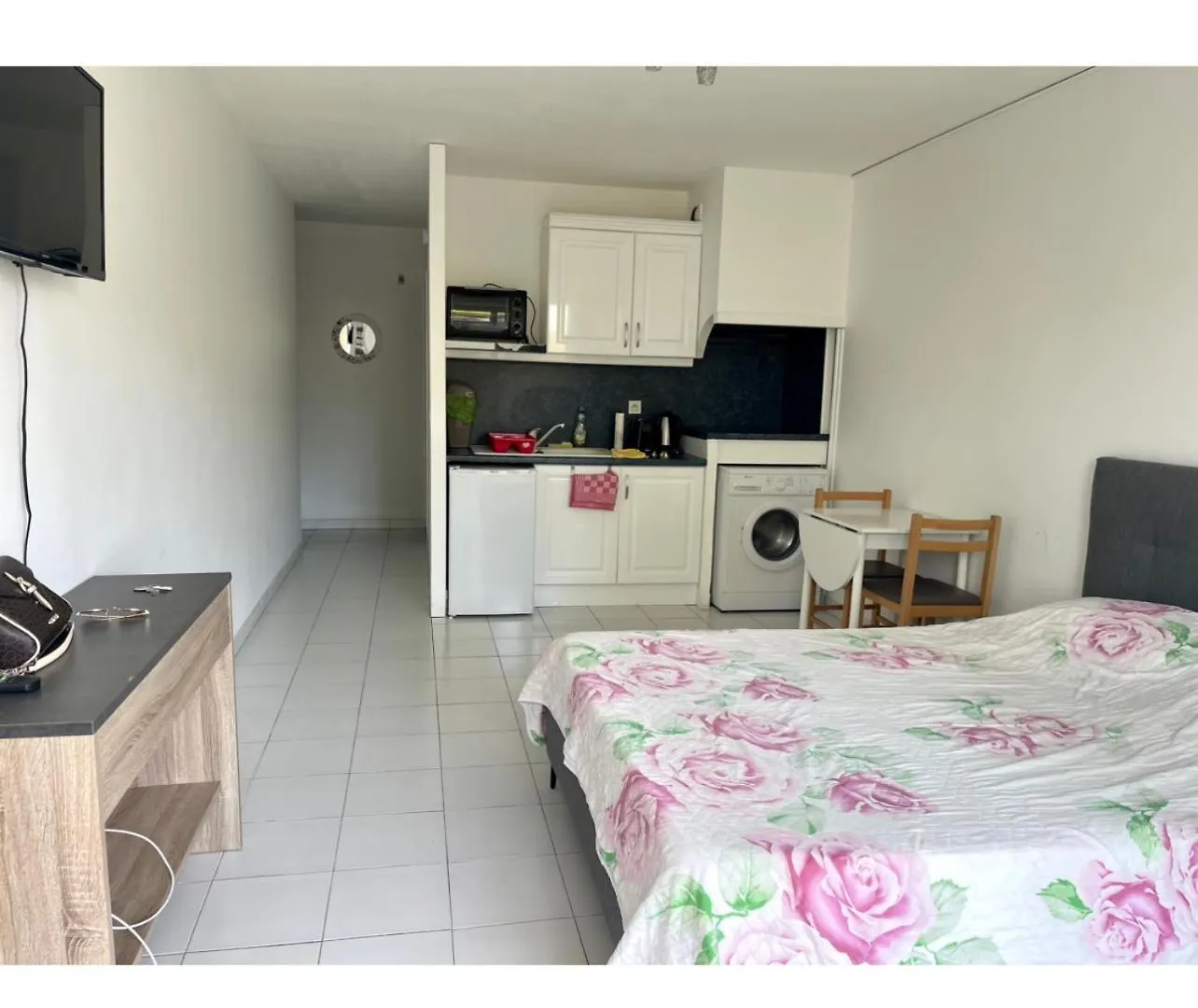 Superbe Appartement Avec Piscine Au Bord De La Mer Saint-Raphaël France